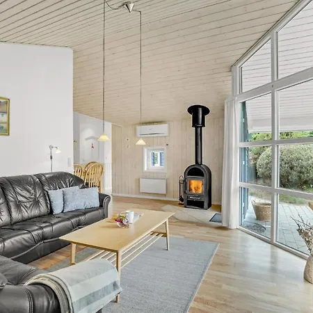 Beautiful In Tarm With Sauna * Hemmet